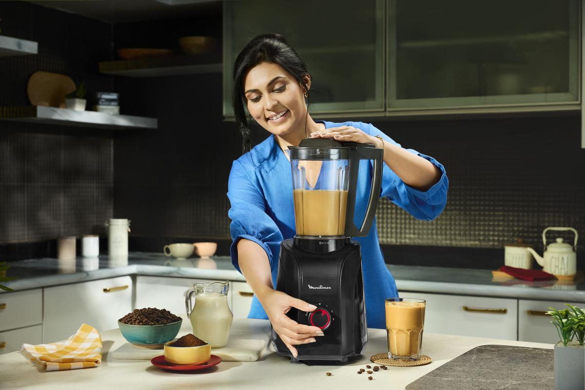 )  🔪 Chop, grind aur prepare karein food seconds me! Modern kitchen ke liye powerful aur smart solution.