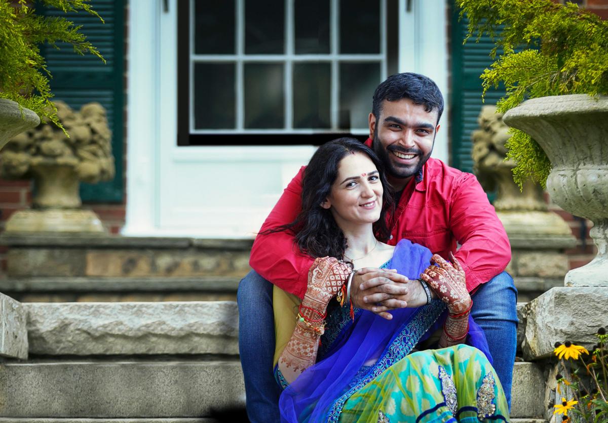 हर कपल की अपनी एक खास Love Story होती है। इन Pre-Wedding Shoots में हमने उन खूबसूरत पलों, मुस्कान और प्यार को कैमरे मे�
