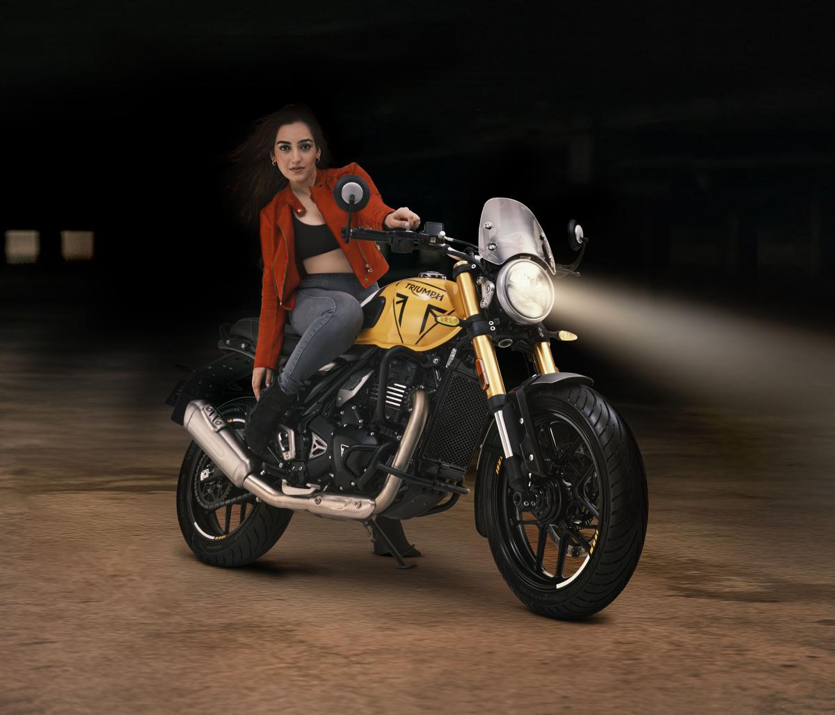 “Power, style aur speed… sab ek frame me 🏍️🔥 Cinematic bike photoshoot by Kartike Production”